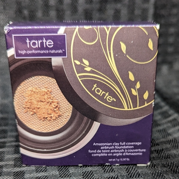 Tarte Amazonian Clay Full Coverage Airbrush Foundation. - Picture 3 of 9